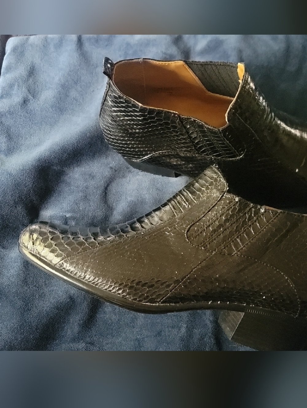 Giorgio Brutini Black Snake-Embossed Men's Chelsea Boots